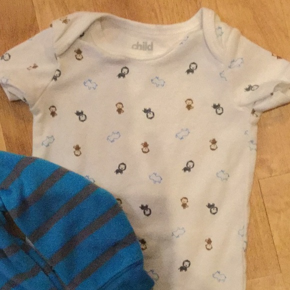 Carter’s monkey sweatshirt and onesie size 12M - Picture 3 of 5
